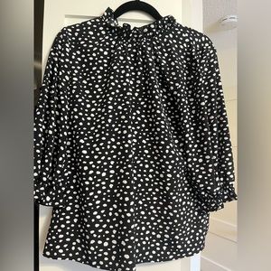 Black and white blouse size small